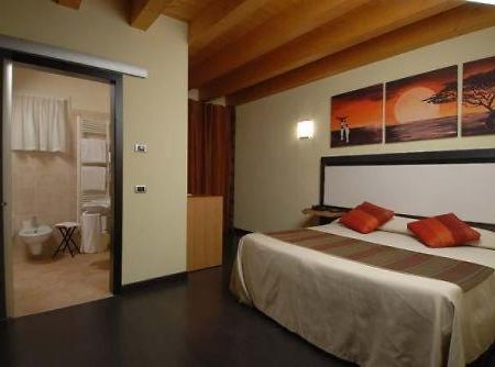 Hotel Villa Altura オスペダレット・エウガーネオ エクステリア 写真
